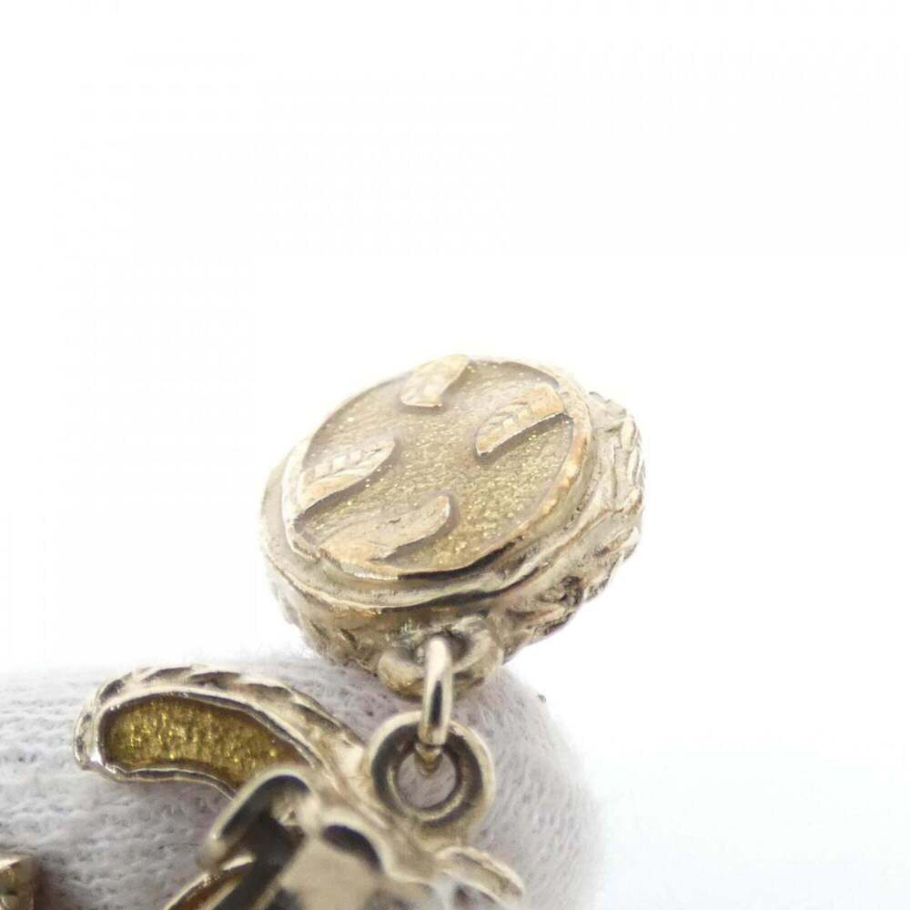 CHANEL Gold Earrings - Picture 4 of 5
